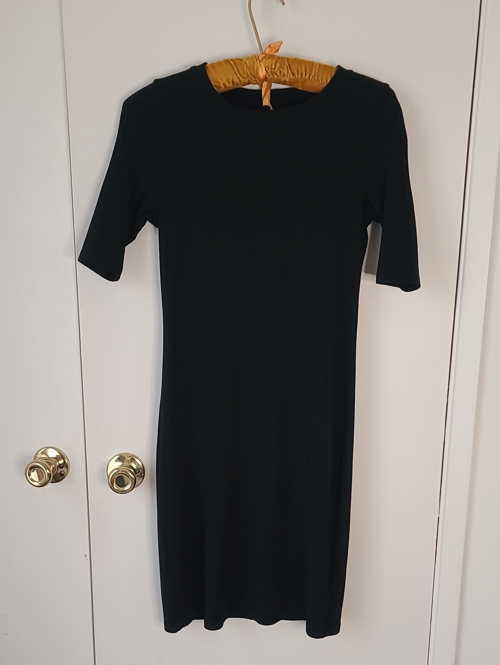 GAP Black Midi Short-Sleeve Sheath Dress